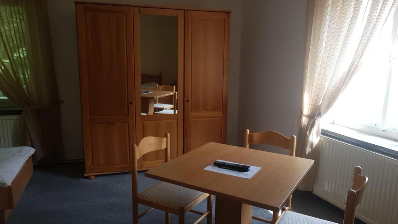 Entdecken Sie Deutschland, In Der Oberlausitz Hotell Neusalza-Spremberg Exteriör bild